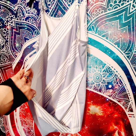 Boutique Women's Drape Tank Blue & White Stripe Sz. XL - Picture 3 of 6